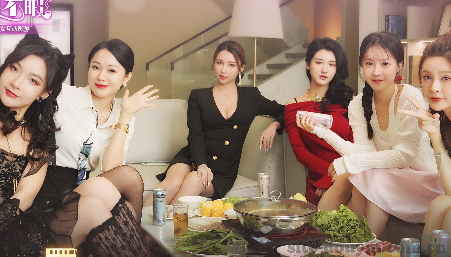 后入人妻在线-探索网络世界的边界，后入人妻在线现象的反思